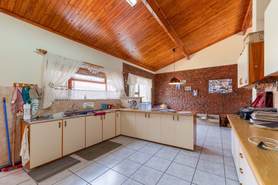 3 Bedroom Property for Sale in Hartenbos Central Western Cape